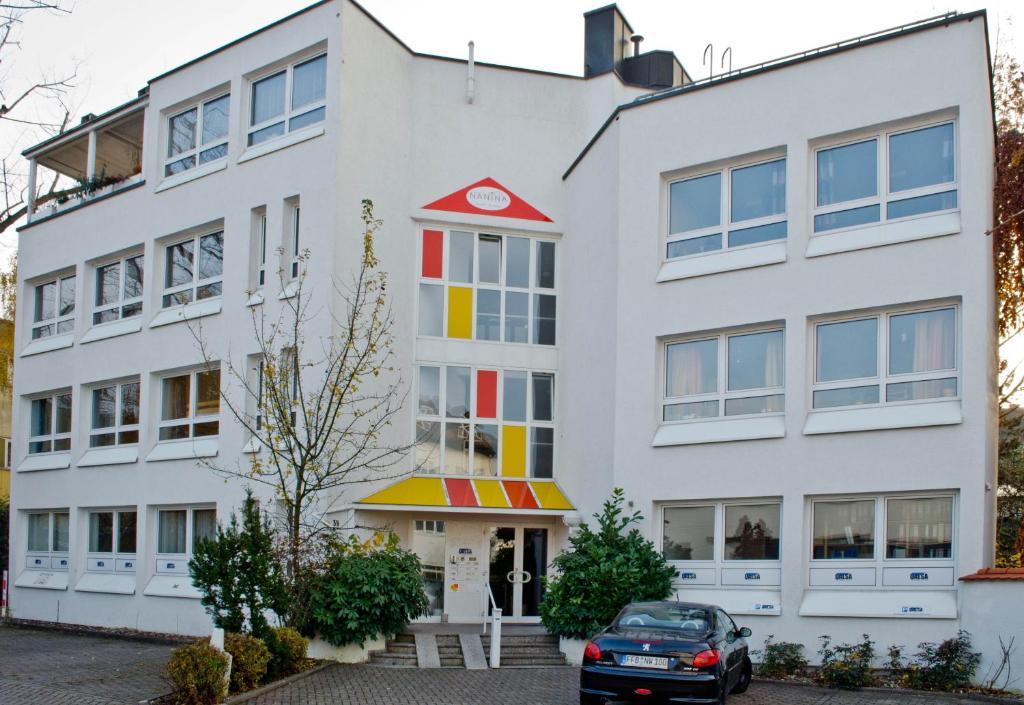 Hostel Nanina Gröbenzell Esterno foto