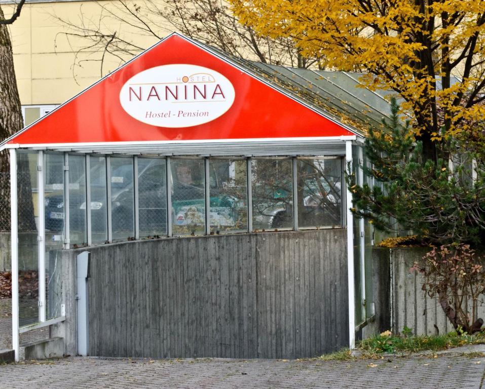 Hostel Nanina Gröbenzell Esterno foto